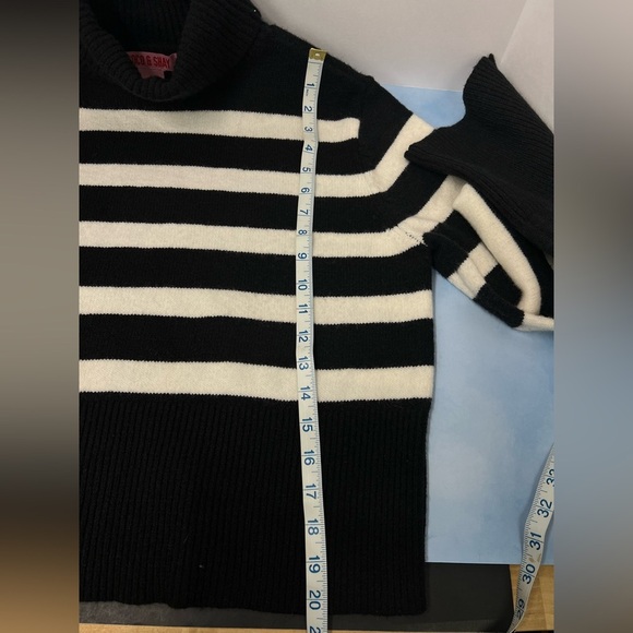 Coco & Shy high quality sweater size medium  excellent condition - Picture 7 of 8